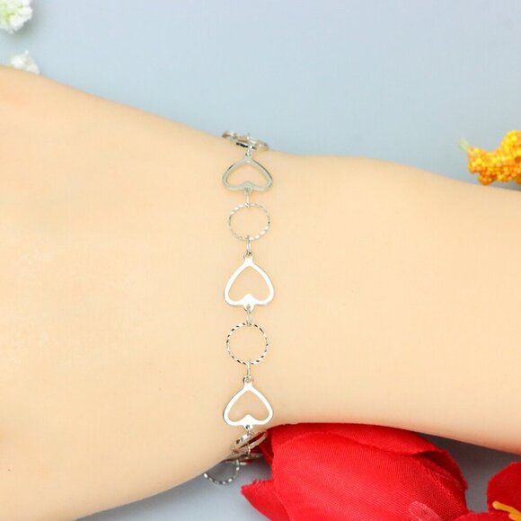 "Elegant & Trendy Bracelet, A Perfect Gift for Women, Thoughtful, EVCH1749 - Picture 3 of 10